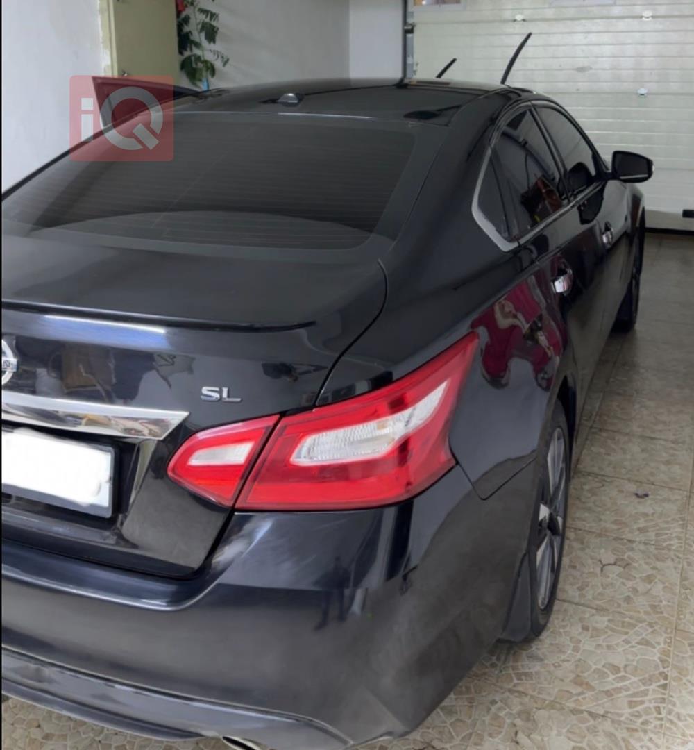 Nissan Altima
